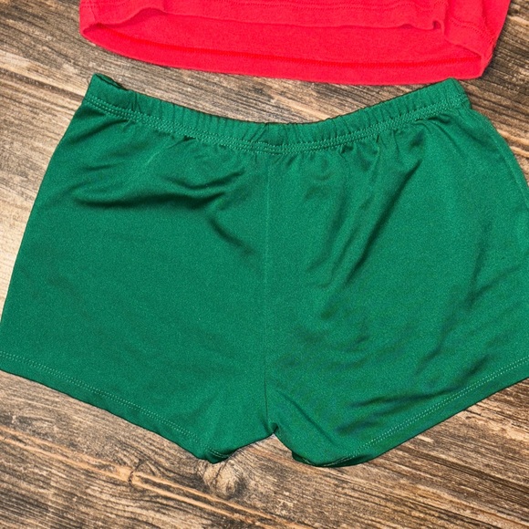 Minnie Mouse Red & Green Women's Sleepwear Set - Picture 4 of 8